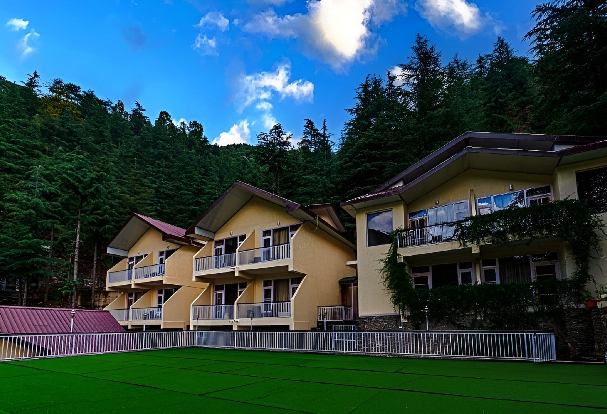 Nature Villa Resort, Chail