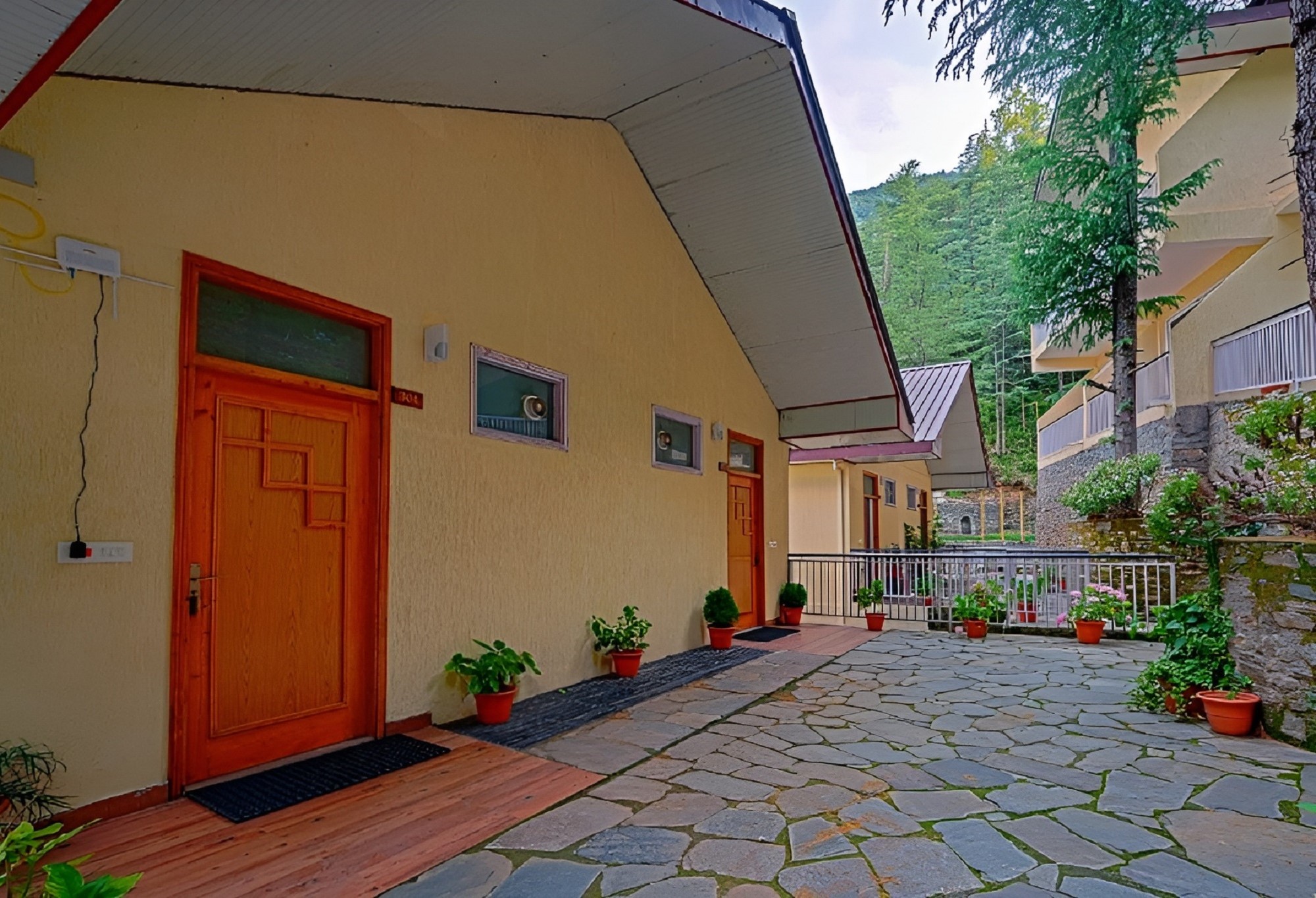 Nature Villa Resort, Chail