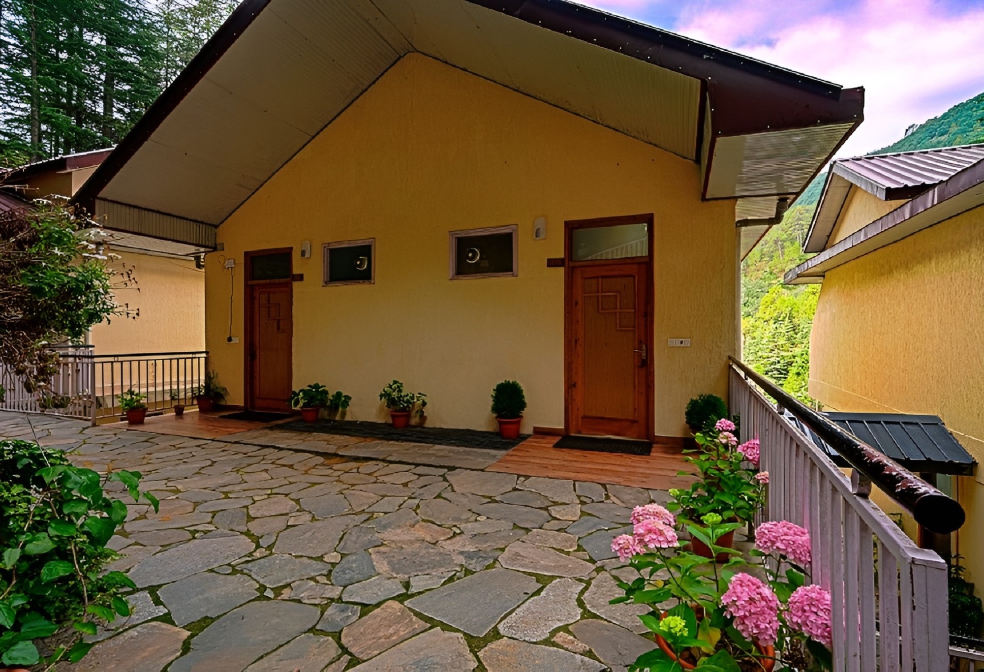 Nature Villa Resort, Chail